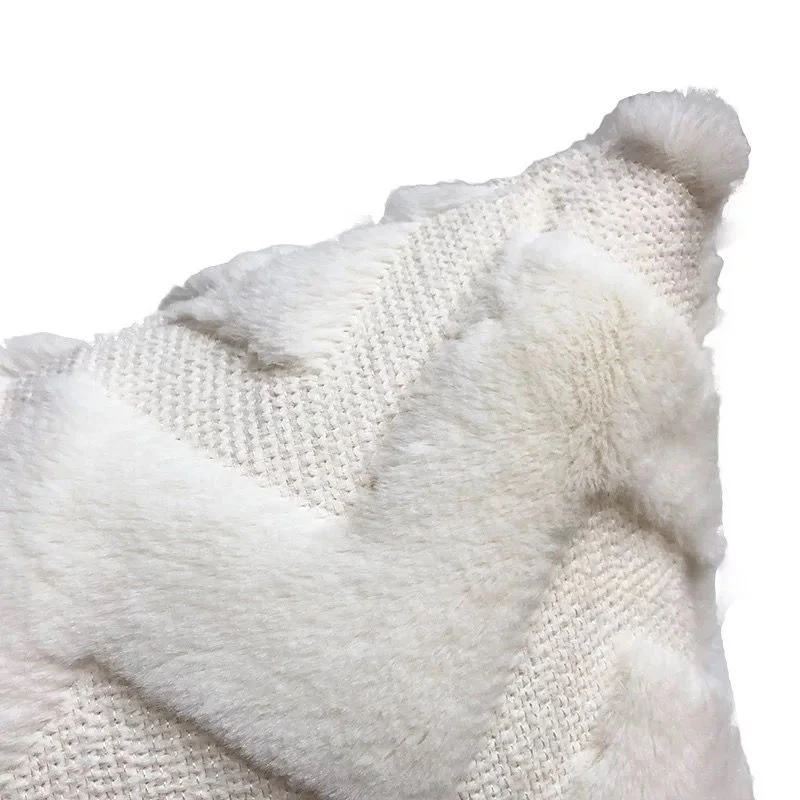 Coussin en peluche avec design en W, 43x43 cm, 400g - Image 7