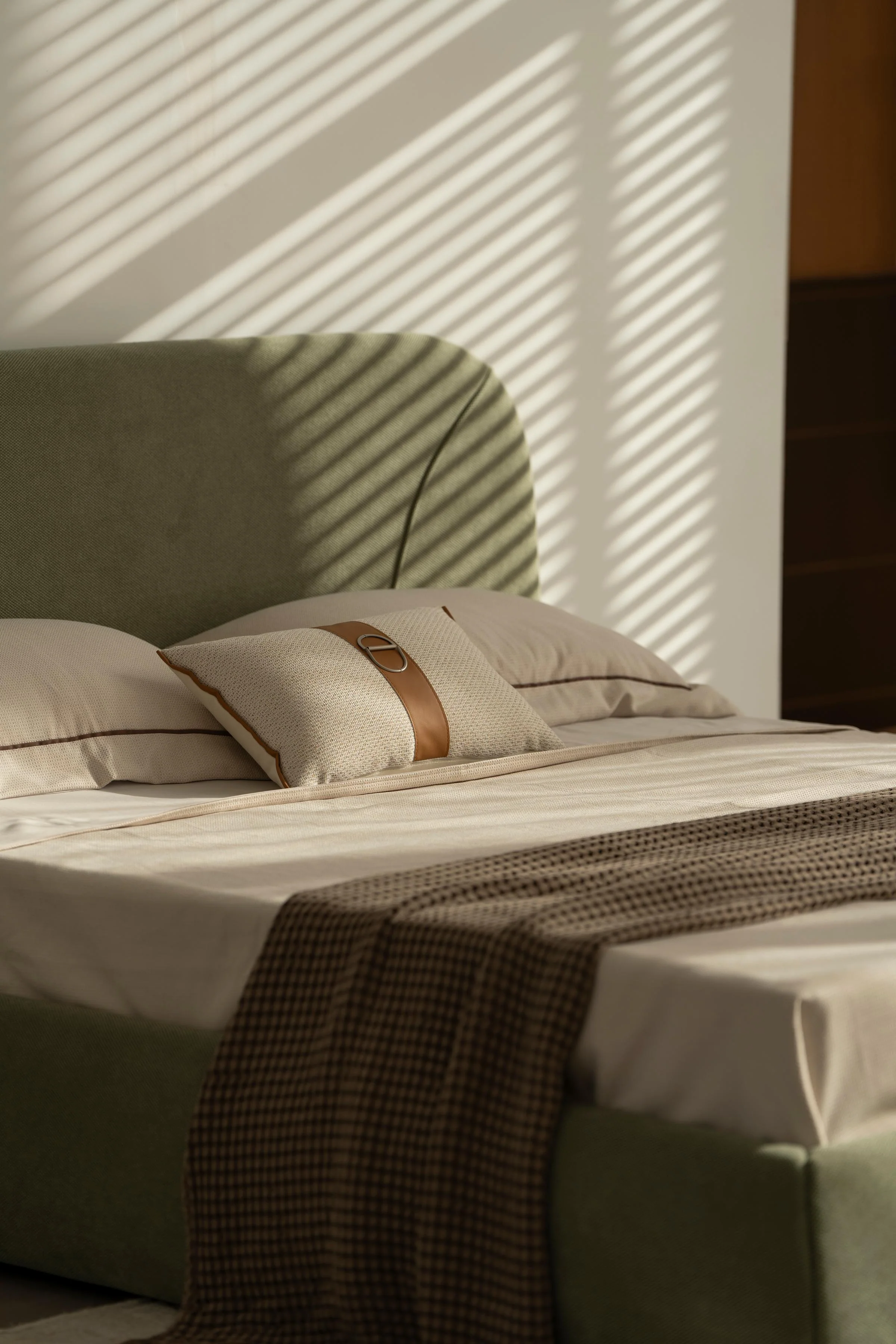 Lit en tissu vert avec sommier Softy - Image 13