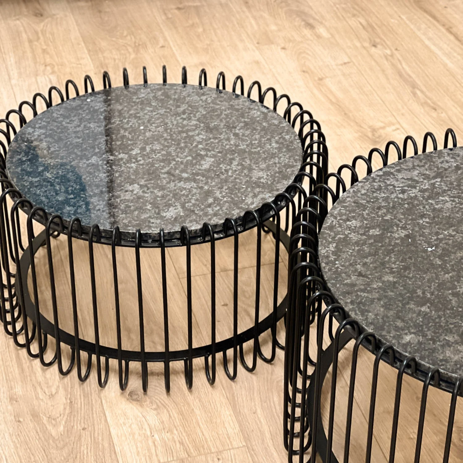 Set 2 tables basses filaires métal, plateau marbre, D70xH34CM/D60xH34CM - SIVAS - Image 26