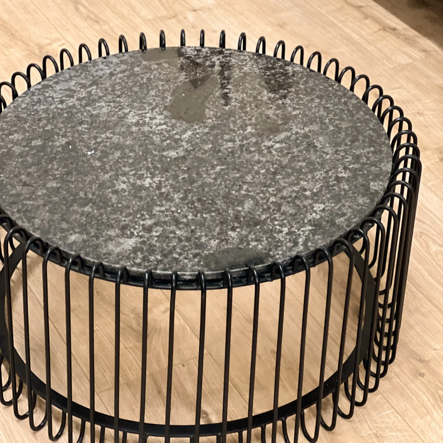 Set 2 tables basses filaires métal, plateau marbre, D70xH34CM/D60xH34CM - SIVAS - Image 31