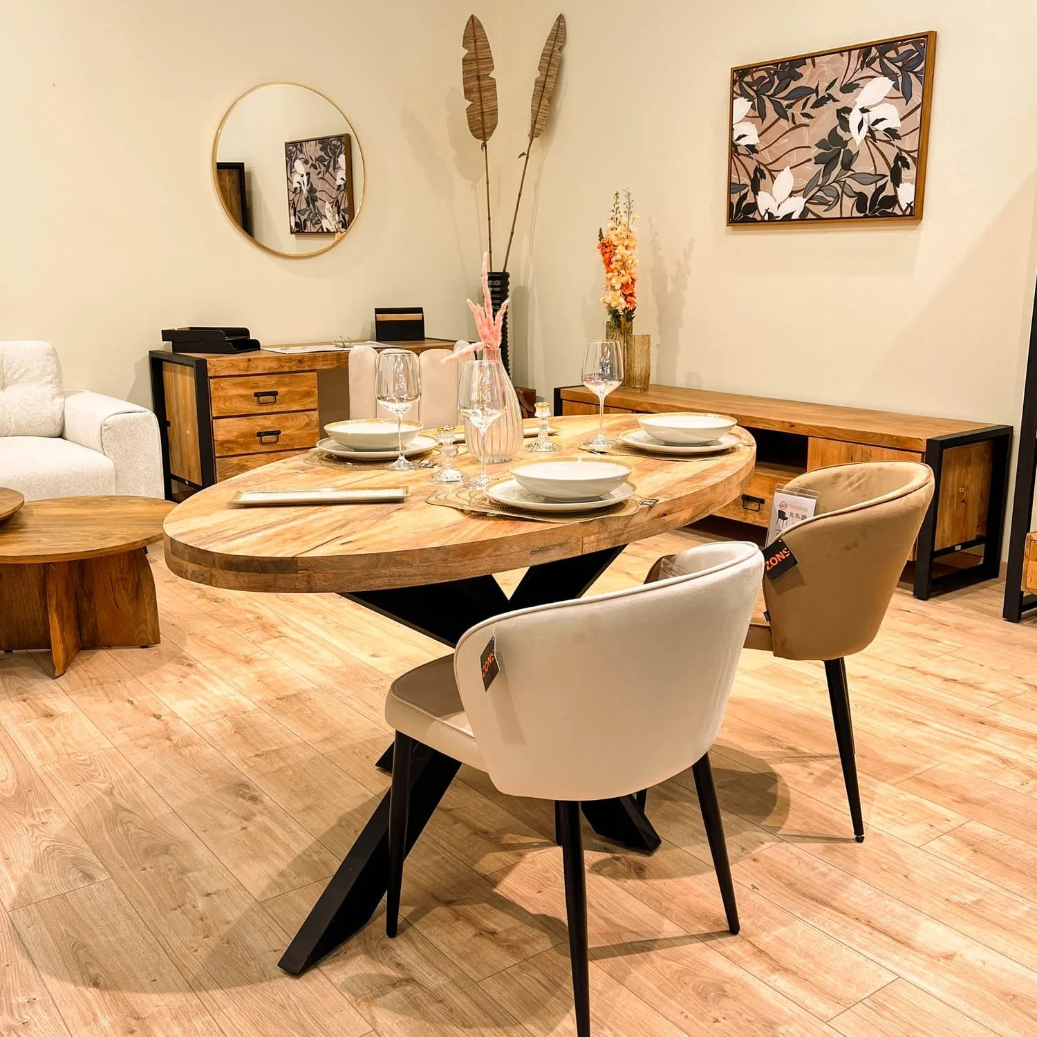 Table à manger ovale en bois massif avec pied noir - FLAVIA - Image 20